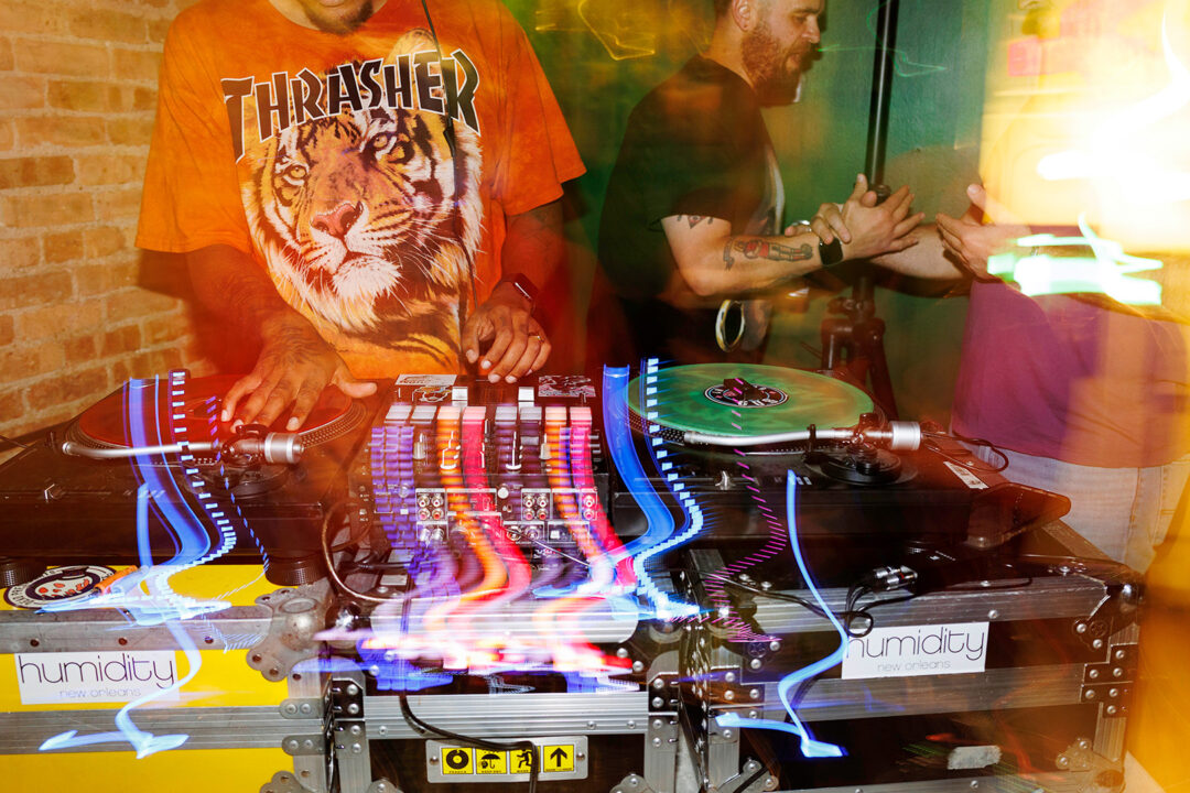 Long exposure DJ with turntables