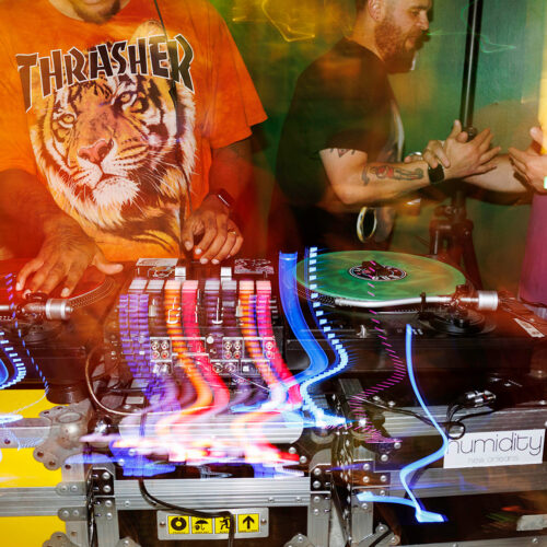 Long exposure DJ with turntables